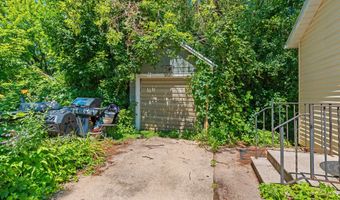 1025 S LAWE St, Appleton, WI 54915