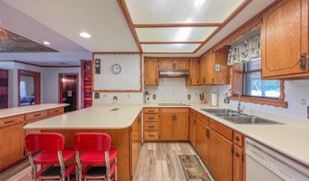 55399 Lakeview Dr, Ames, OK 73763