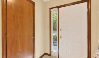25 Washington St 9, Bristol, CT 06010