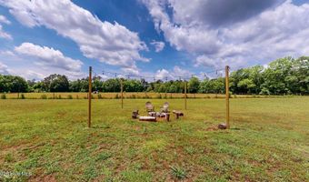 708 N Sunset St, Atkinson, NC 28421