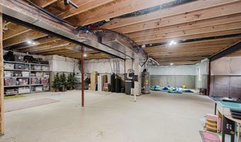 5706 Bentbrook Dr, Bargersville, IN 46106