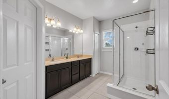 6380 CAMINO Dr, Apollo Beach, FL 33572