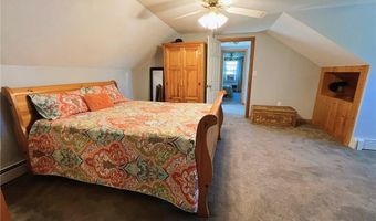 29 Stony Acre Dr, Cranston, RI 02920
