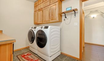 72 Armijo Dr, Angel Fire, NM 87710
