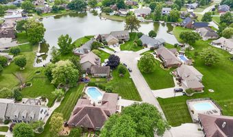 1521 Secretariat Ln, Indianapolis, IN 46217