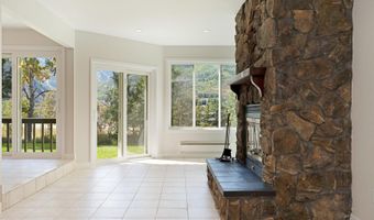 231 Nottingham Rd H, Avon, CO 81620