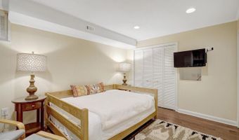 117 PRINCESS St, Alexandria, VA 22314