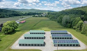 87 Fox Hill Dr, Cambridge, VT 05464