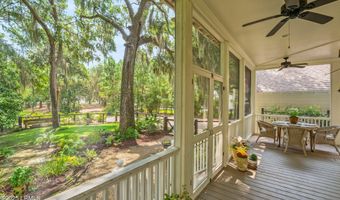 110 Coosaw Club Dr, Beaufort, SC 29907