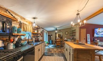 71 Kyle Ln, Auburn, ME 04210
