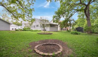 39431 N Oak Ave, Antioch, IL 60002