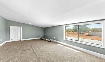 13747 Us Highway 87, Adkins, TX 78101