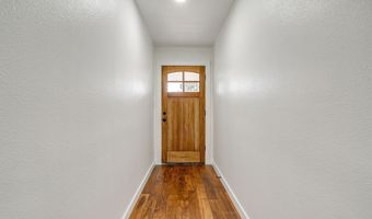 220 Rolling Hills Dr, Aledo, TX 76008