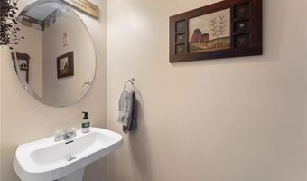 38 Audubon Ln, Coventry, RI 02831
