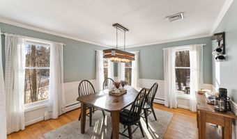 704 Cherry Brook Rd, Canton, CT 06019