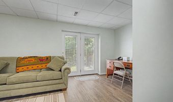816 BOATSWAIN Way, Annapolis, MD 21401