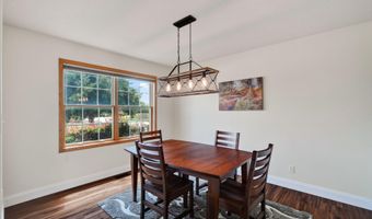 4919 Waller St, Ames, IA 50014