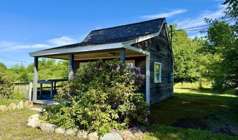 90 Searsport Ave, Belfast, ME 04915