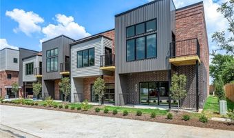 947 SE 10th St, Bentonville, AR 72712
