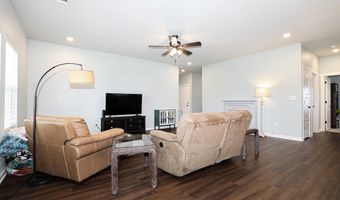 2932 GILLIS Dr, Benton, AR 72015