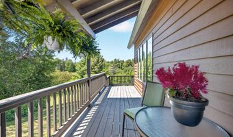 4042 5 Mile Point Rd, Allouez, MI 49805