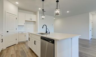 319 Brood Dr, Adkins, TX 78101