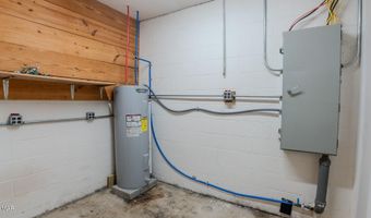 835 E Lincoln Rd, Alcoa, TN 37701