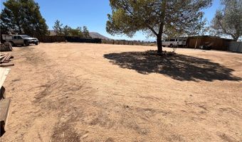 11033 Chipmunk Rd, Apple Valley, CA 92308