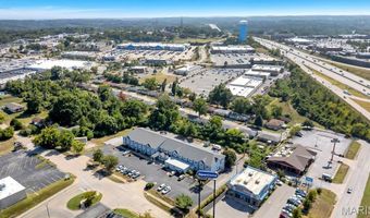 2121 Ridge Dr, Arnold, MO 63010