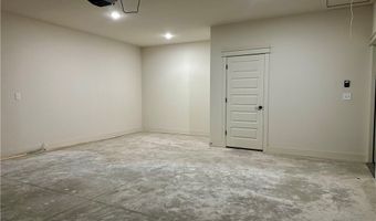 47 Glasgow Dr, Bella Vista, AR 72715