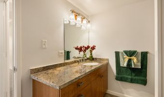 2825 S King St 2403, Honolulu, HI 96826