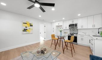 7118 Stanford Ave, La Mesa, CA 91942