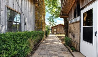 9106 E Swan Lake Rd, Altheimer, AR 72004
