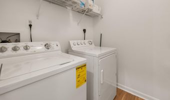 4862 EISENHOWER Ave 273, Alexandria, VA 22304