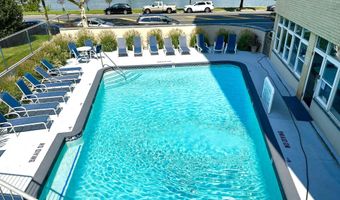 510 Deal Lake Dr 2H, Asbury Park, NJ 07712