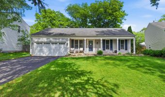 1125 Meghan Ave, Algonquin, IL 60102