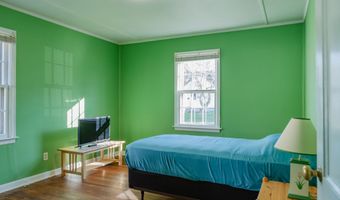 496 Burnsford Ave, Bridgeport, CT 06606