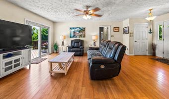 738 Dawson Creek Rd, Arapahoe, NC 28510