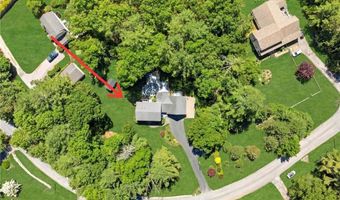 34 Crestwood Ln, Charlestown, RI 02813