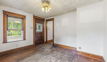 4 Florence Street Pl, Augusta, ME 04330