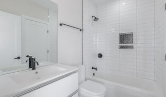 722 KENYON St NW #1, Washington, DC 20010