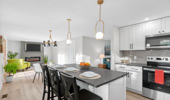 205 Linkensmith Dr, Anna, OH 45302