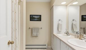 99 Dockside Ln, Belfast, ME 04915