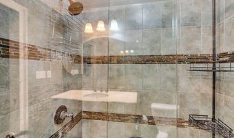 126 S Main St, Allentown, NJ 08501