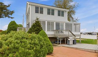 507 County Rd, Barrington, RI 02806