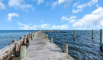 401 Bay Shore Dr 18B, Barnegat, NJ 08005