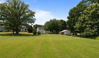 1472 Wampanoag Trl, East Providence, RI 02915