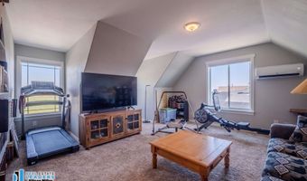 1717 Heathrow Ave, Casper, WY 82609
