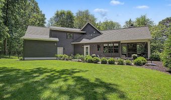 547 Roundtree Dr NE, Ada, MI 49301