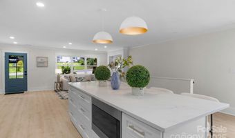 215 Wyanoke Ave, Charlotte, NC 28205